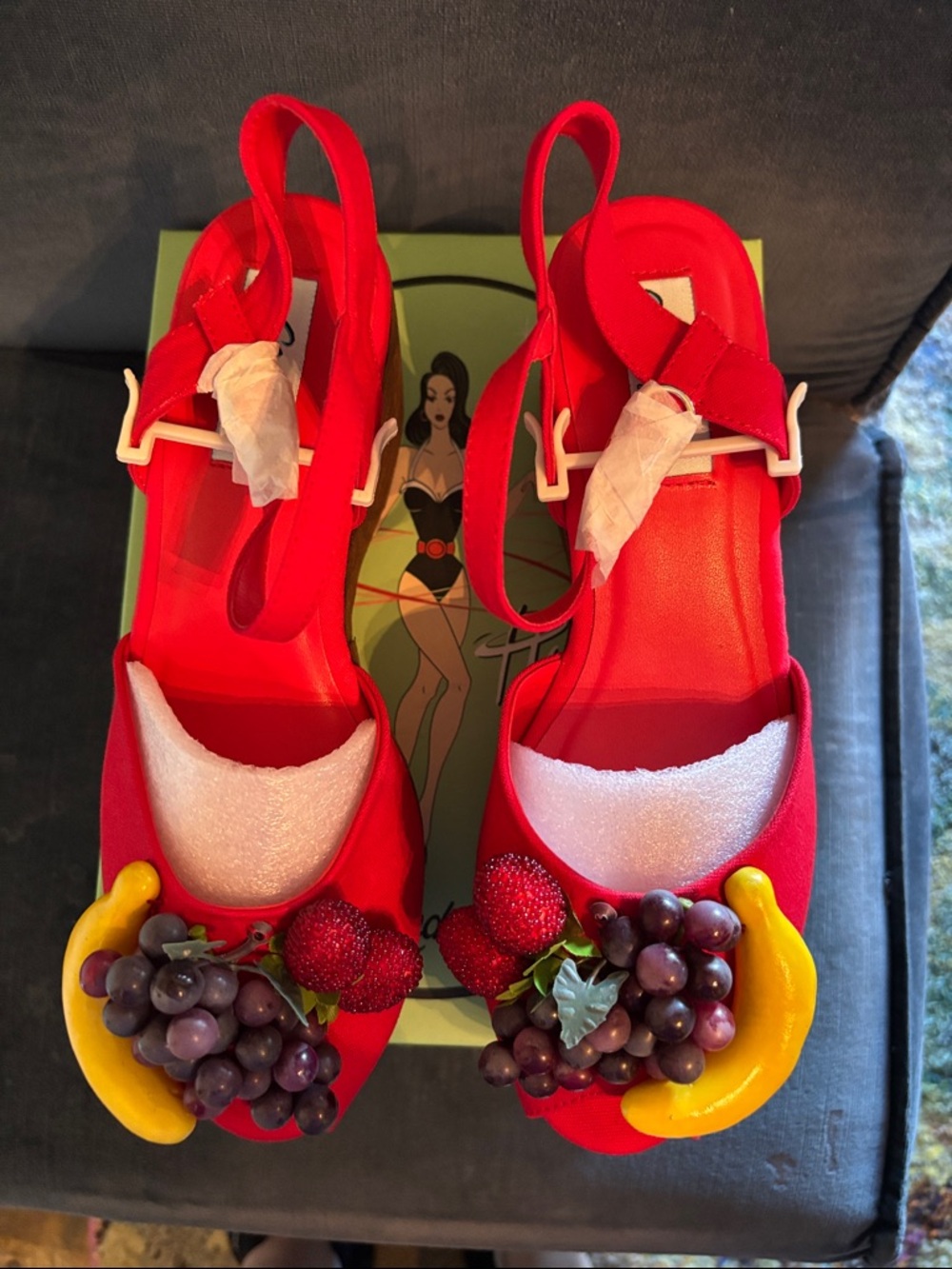 Red Women's Fruit-Adorned Slingback Heels